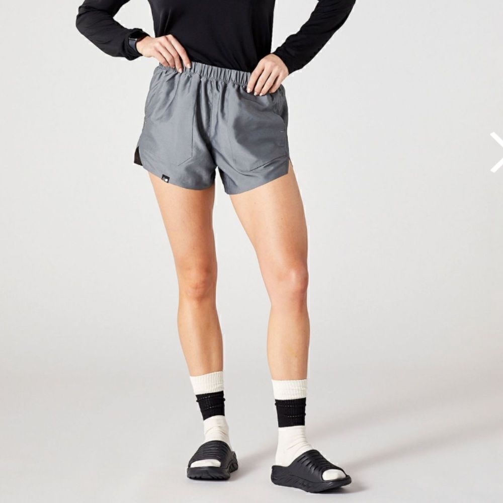 LifeLab CoolLife shorts size Small